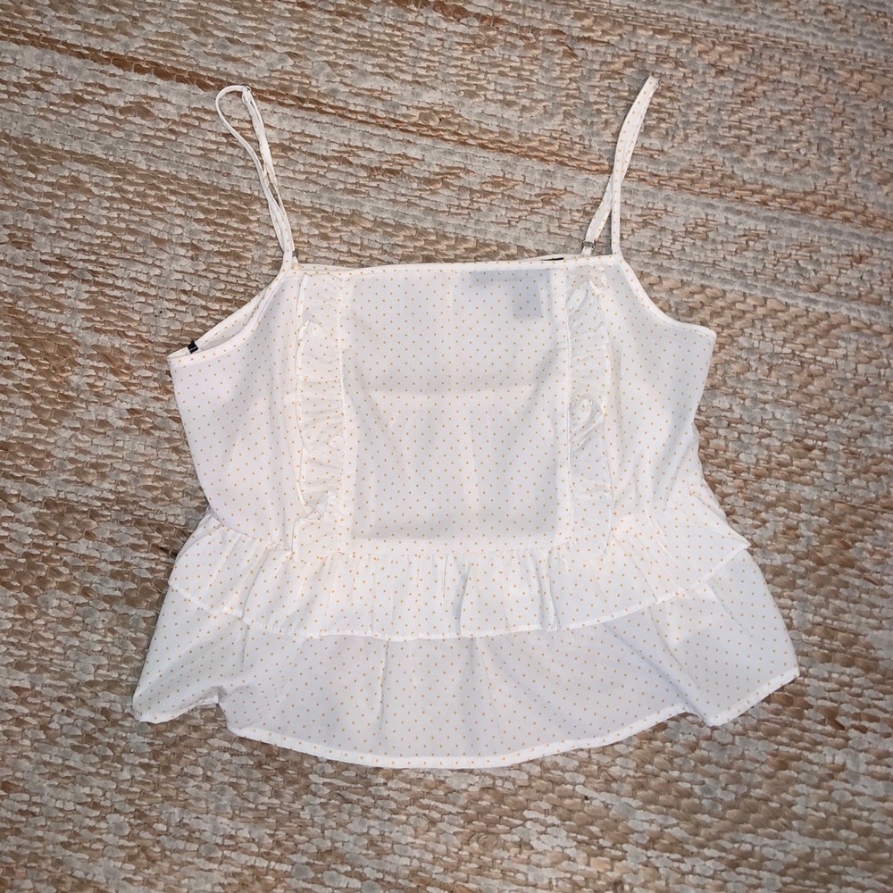 Cropped chic tank top!